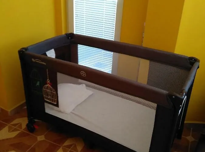 Penyrent شقة فارنا