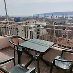 Penyrent Apartament Warna